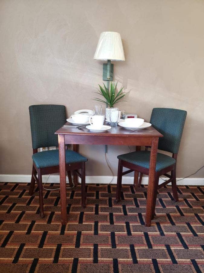 Affordable Suites Burlington Eksteriør bilde